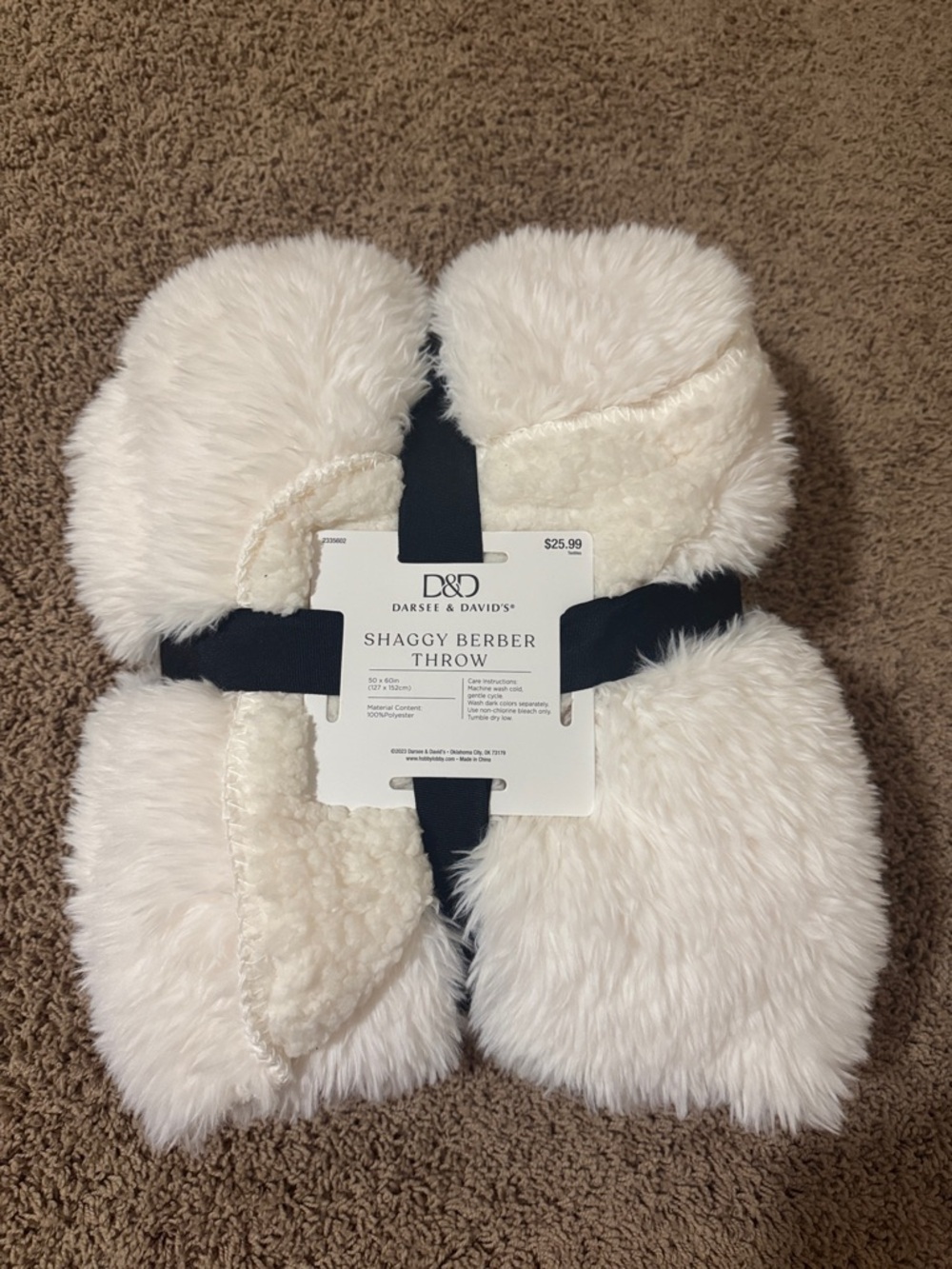 Darsey & Davidy's Shaggy Berber Throw - Ivory